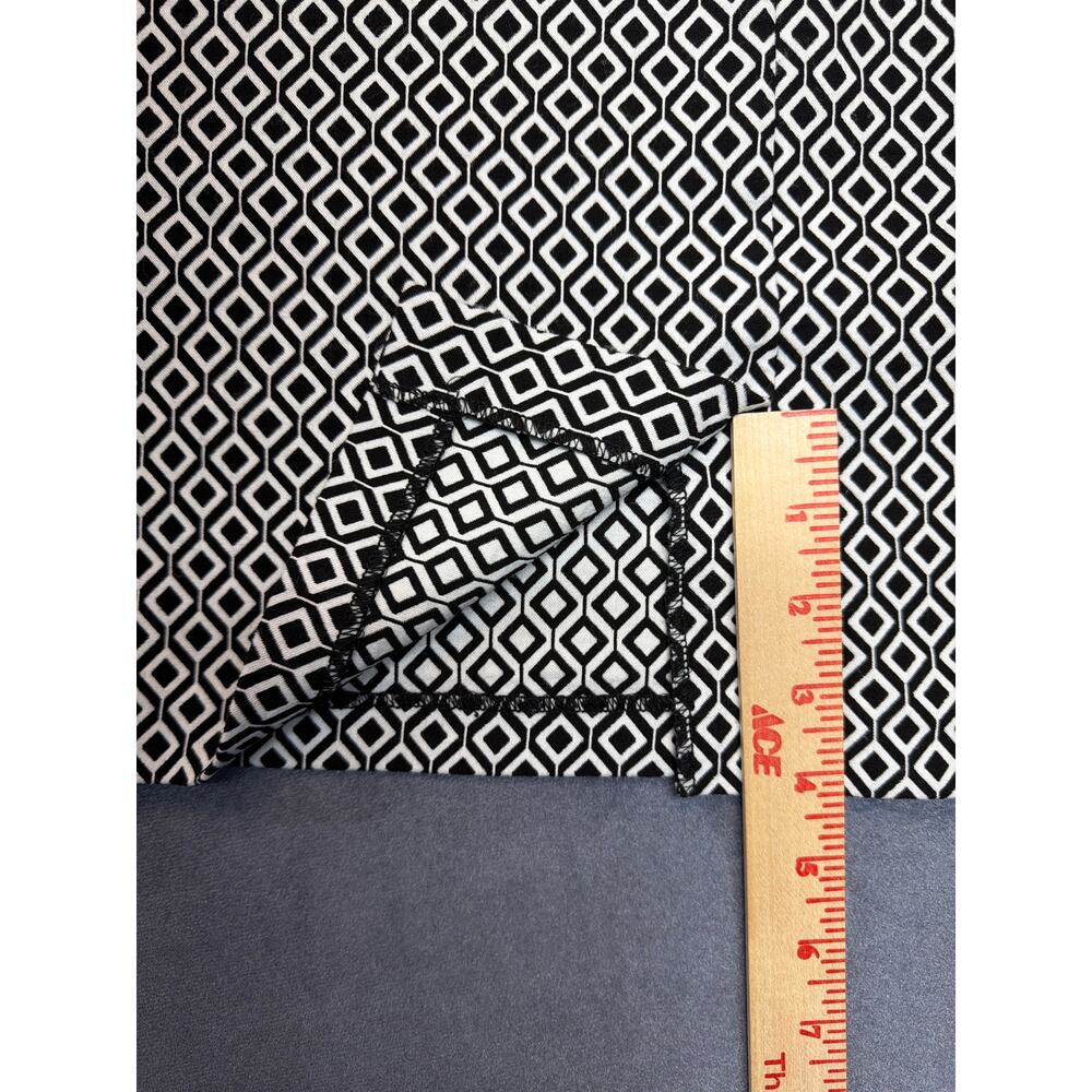 Mosaic & Co. Geometric Black & White Pencil Skirt Faux Pockets Size XL - Picture 10 of 10